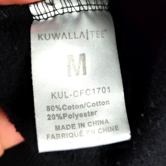 Comfy Black Sweatshirt - Picture 4 of 4